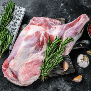 Lamb Shoulder 275g - 300g كتف غنم